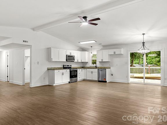 5th image of 9006 Trailhead Ct