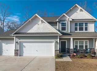 2572 Courtland Dr, Clover, SC 29710
