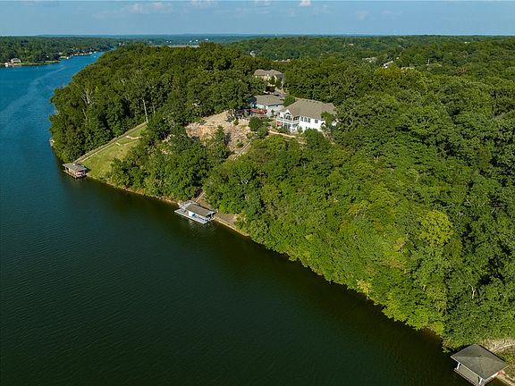2nd image of 23 & 24 Stonehaven Dr