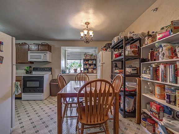 4th image of 724 W 1720 N #128