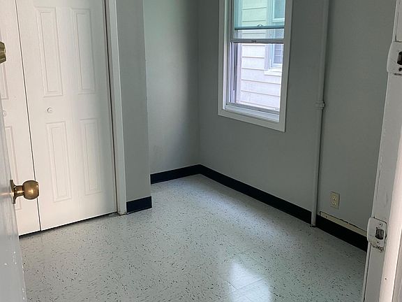 2nd image of 10447 109th St Floor 1
