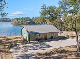 3858 Bent Oaks Rd, Chipley, FL 32428