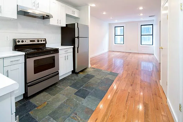 Rented by Town Residential | media 5