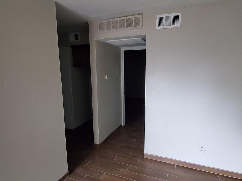 2nd image of 4106 Avenue S #11