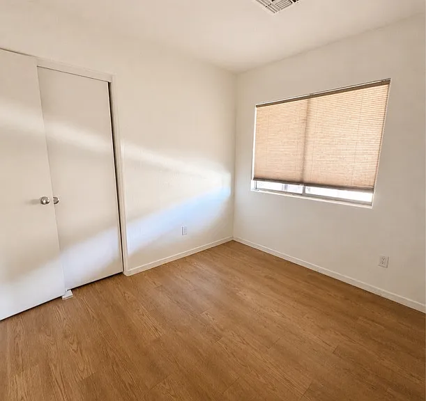 25776 W Winslow Ave — Photo 7