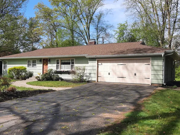 32 Beech Street, Woodstock, CT 06281