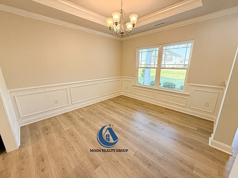 109 Sheffield St — Photo 4