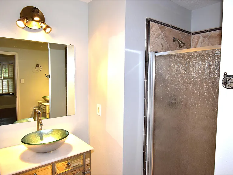 21022 Creek Edge Ct — Photo 15