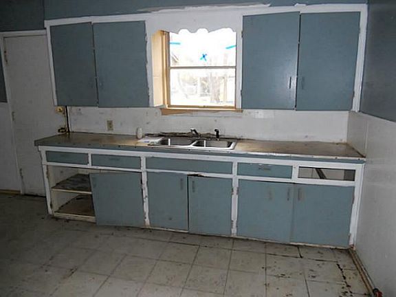 5th image of 1807 Upthegrove St