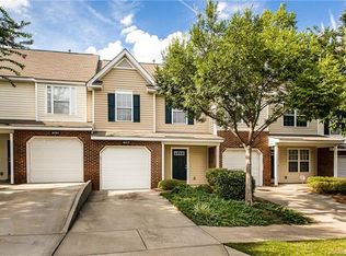 16815 Timber Crossing Rd, Charlotte, NC 28213