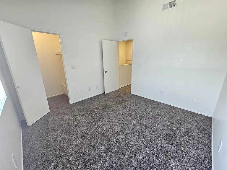 Park Place Townhomes — Photo 25