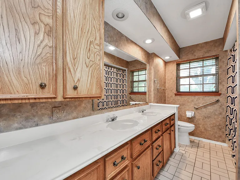 8407 Kirchner Rd — Photo 19
