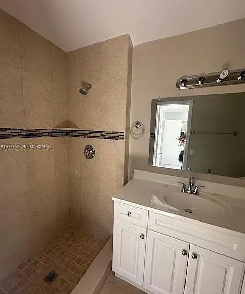 861 NE 207th Ln #201-14 — Photo 13