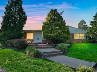 219 N Mount Vernon St, Pottstown, PA 19464