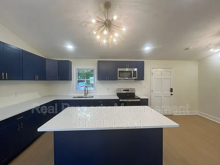 1645 Metropolitan Pkwy SW #A — Photo 7