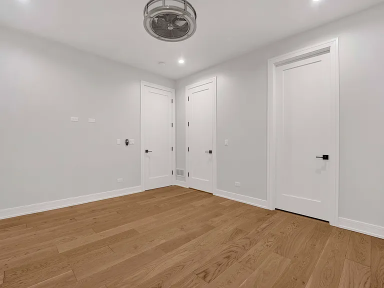 1022 N Honore St #2 — Photo 22