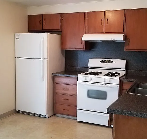 4403-4429 Harding Ave — Photo 5