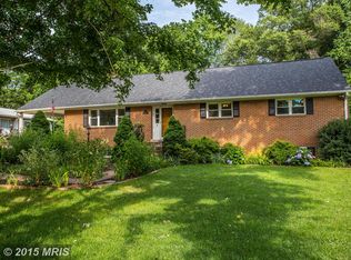 8523 Springman St, Alexandria, VA 22309