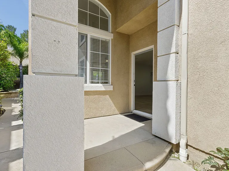 11349 Ferrara Ln — Photo 4