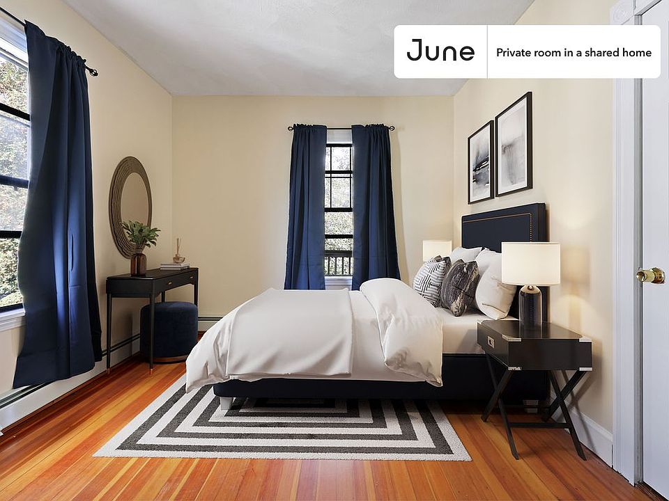 1st image of 10 Norton St #C