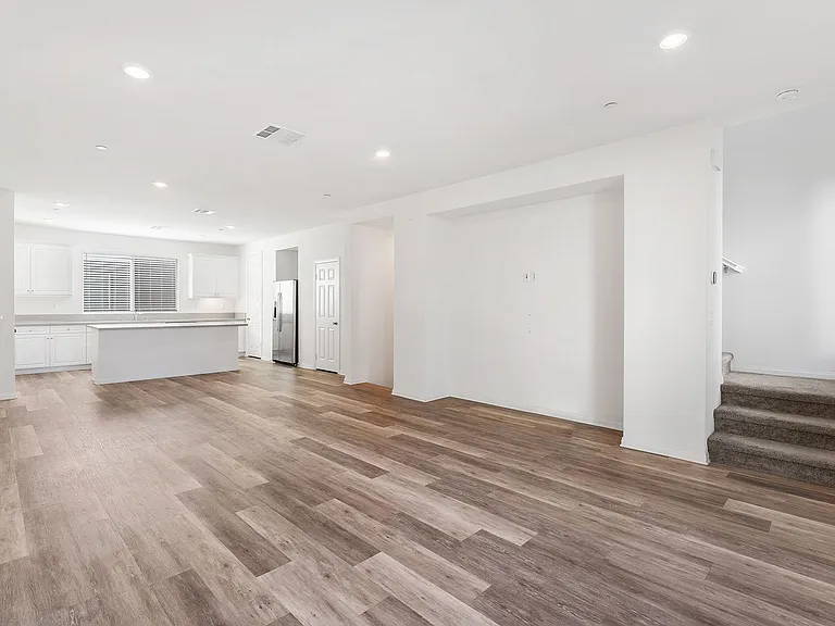 14055 Ruby Ln — Photo 14