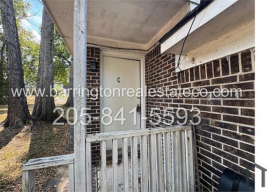 2nd image of 1613 26th St #C