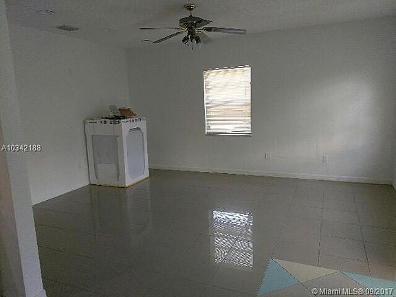 3rd image of 1235 NE 179th St