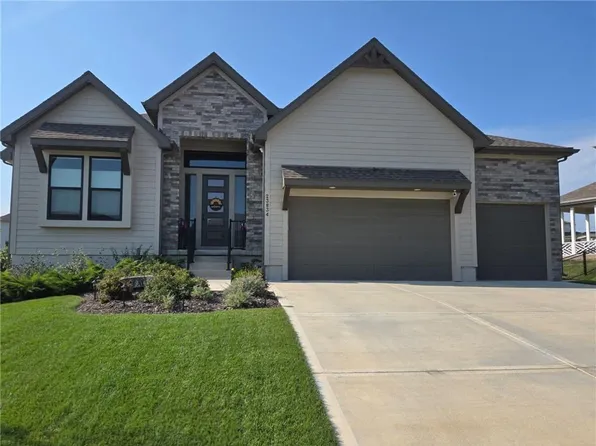 23834 W 58th Pl, Shawnee, KS 66226