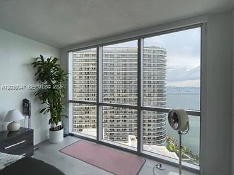 1750 N Bayshore Dr #4801 — Photo 3