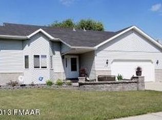 3513 21st St S, Fargo, ND 58104