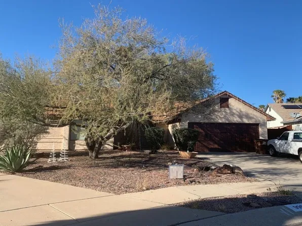 9390 N Langur Pl, Tucson, AZ 85742