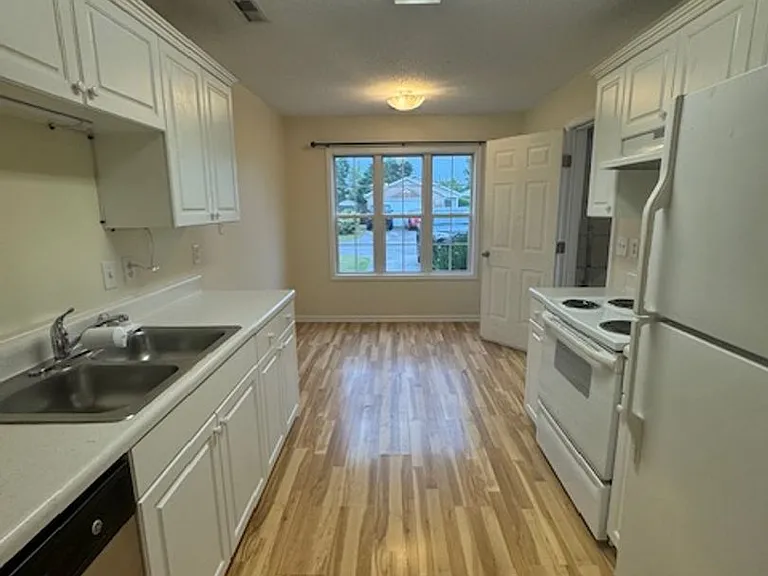 7217 Vespar Court West Bay Ests — Photo 5