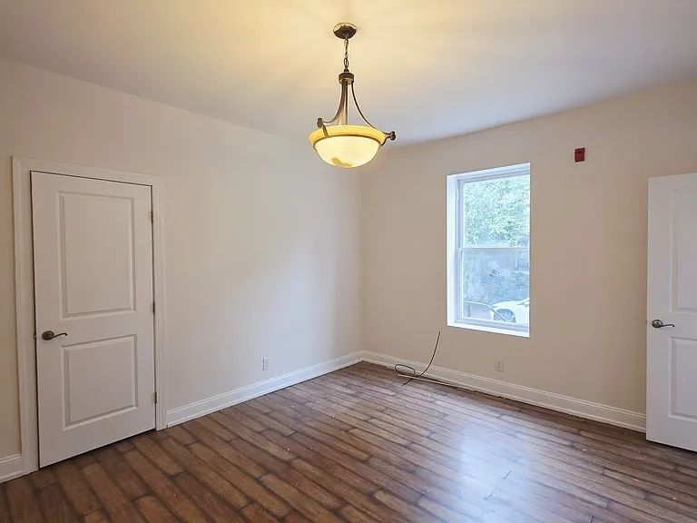 5252 Spruce St #1 — Photo 9