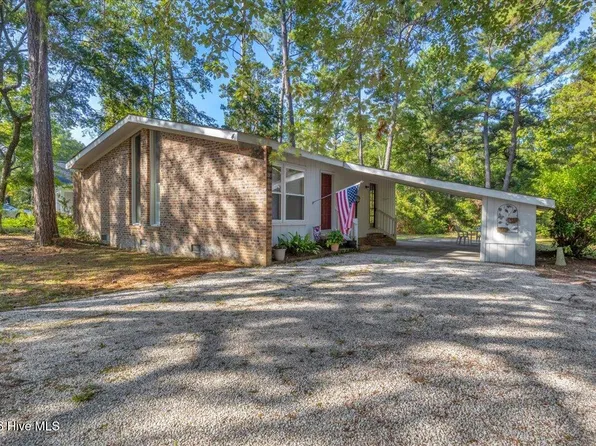 4 Lakeview Court, Calabash, NC 28467