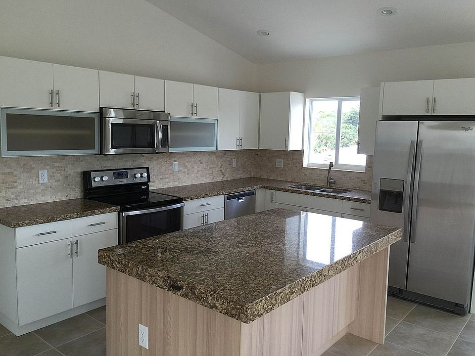 2nd image of 23 Orange Dr