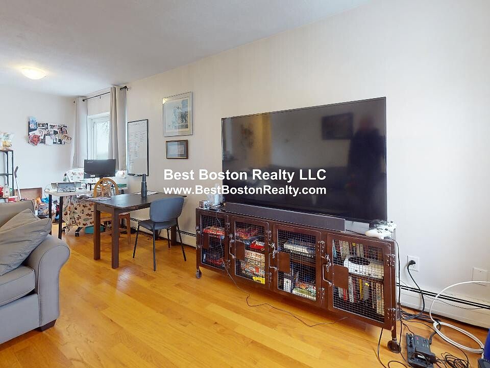 1st image of 50 Craigie St APT 28