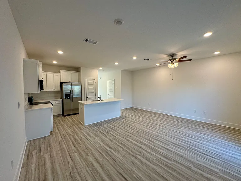 231 Salt Creek Ln — Photo 5