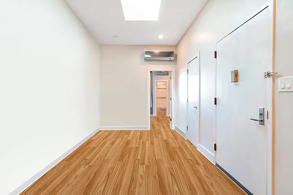 Rented by Compass | media 14