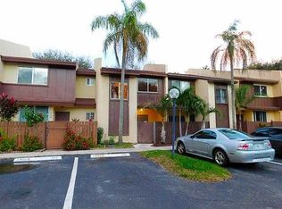 1177 Sussex Dr, North Lauderdale, FL 33068
