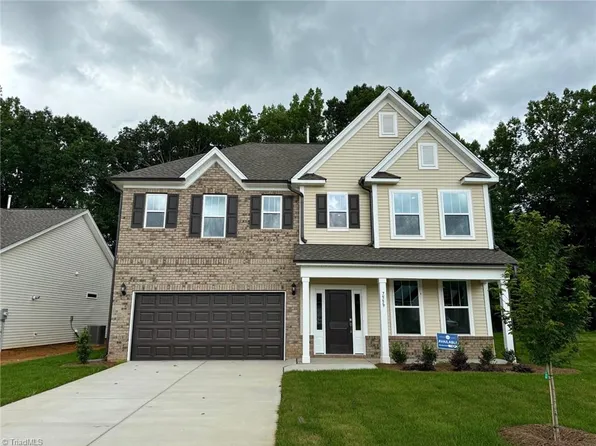 7559 Buckhaven Forest Dr, Kernersville, NC 27284