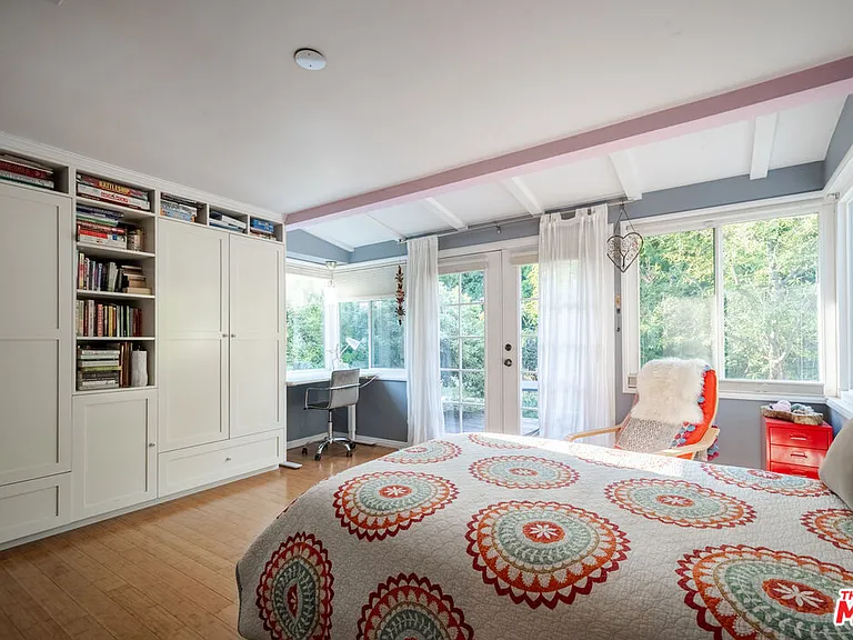 17401 Londelius St — Photo 26