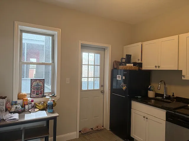 51 Linden St — Photo 10
