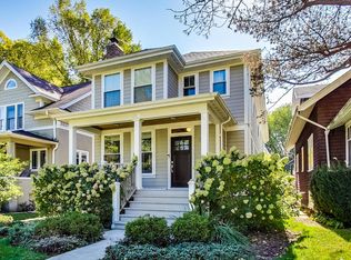 2216 Payne St, Evanston, IL 60201