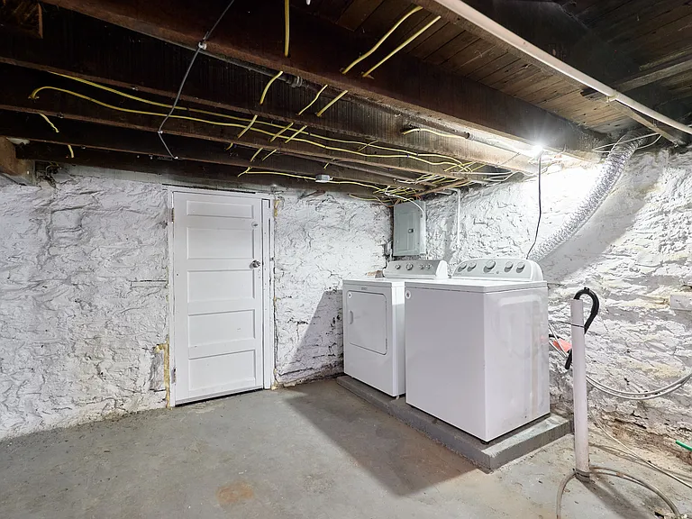 5035 Rosa Ave — Photo 6