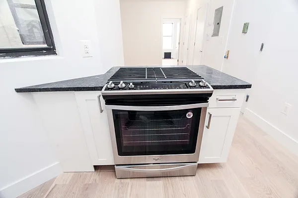 Rented by Nooklyn NYC LLC | media 20