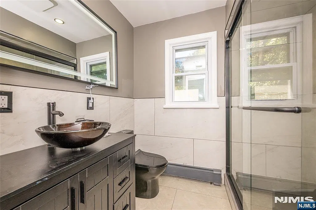 8 Sibel Ct — Photo 4