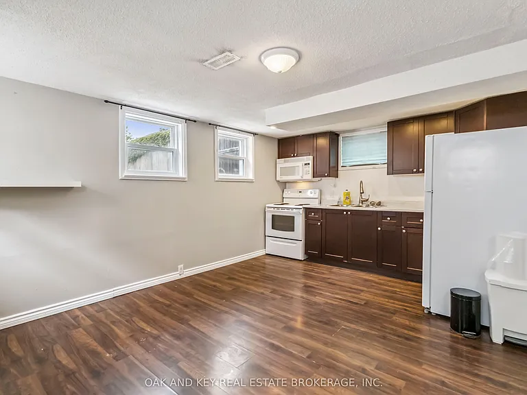 487 Burbrook Pl — Photo 18