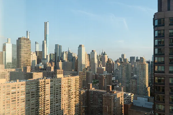 Rented by Keller Williams NYC | media 9