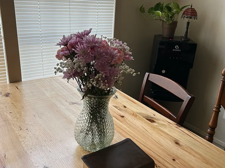Eat in kitchen area. Furniture not included