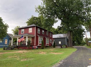505 S McQuarrie Ave, Wagoner, OK 74467